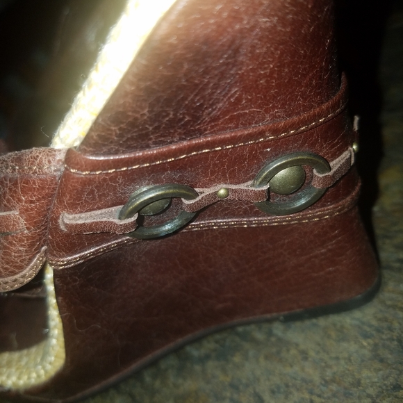 Chinese laundry wedge sandals - Picture 3 of 4